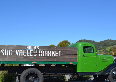 Andys SV Market Truck